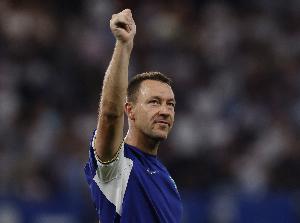 特里：凯塞多的红牌没有争议 但今晚只有我们一支球队想赢球